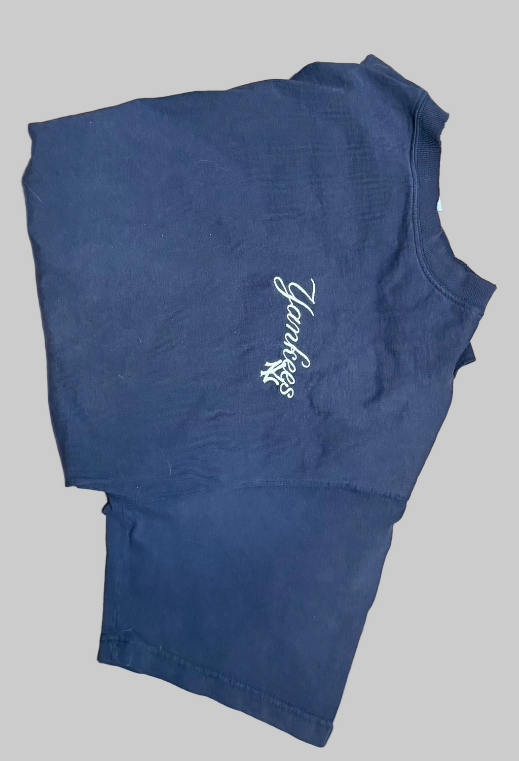 Vintage 90s Majestic NY Yankees Embroidered Script Tee